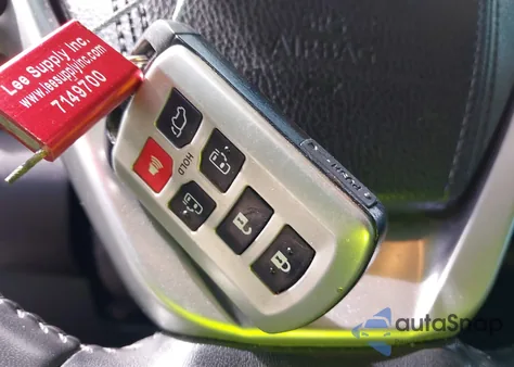 2017 Toyota Sienna Limited 7 Passenger from USA, damaged, VIN 5TDYZ3DCXHS859720